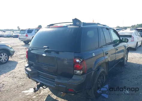 2007 Chevrolet Trailblazer Ls из США, поврежденный, VIN 1GNDS13S672216004